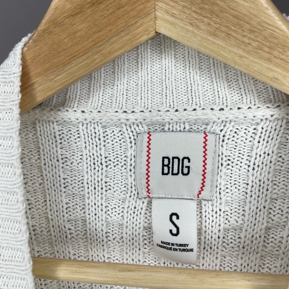 Oversized BDG White Waffle Sweater - Picture 2 of 4